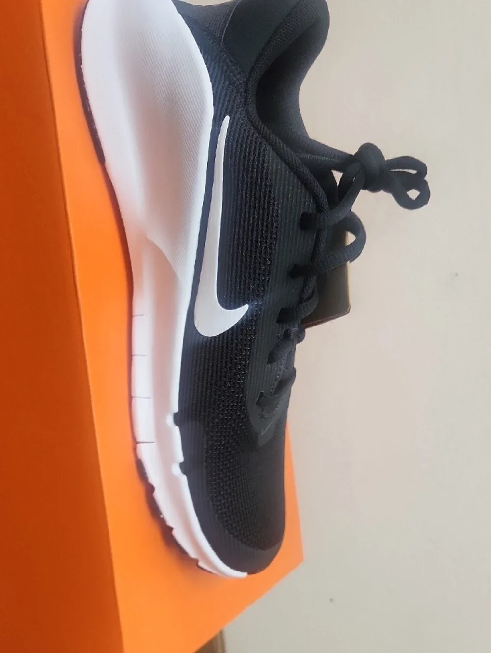 Nike women training